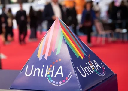 Pyramide UniHA Fournisseur titulaire