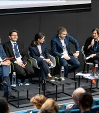 Table ronde "l'achat, levier de résilience du système de santé" 