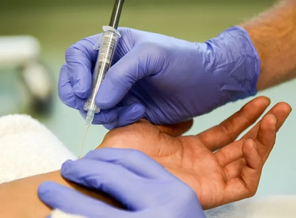Gaz du sang, Hémostase, Thromboélastométrie, Auto-immunité.