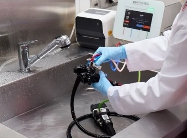 M_2948_IBM_prenettoyage_automatise_canaux_endoscopes_souples_1
