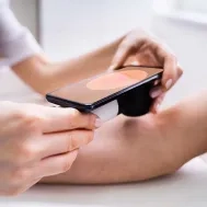 M_2298_FM_IBM_Dermatologie_1